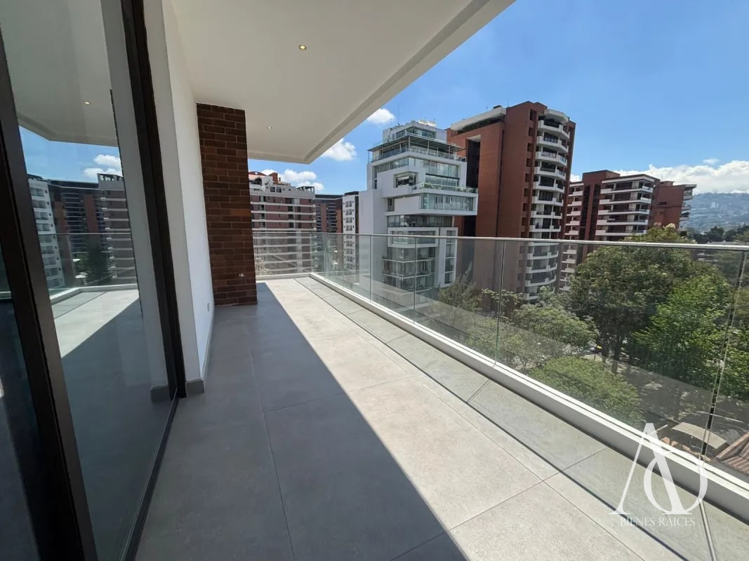 Apartamento en Alquiler / Venta Edificio Echo, zona 14 N7 / EN DIRECTO 02 T2 - 5