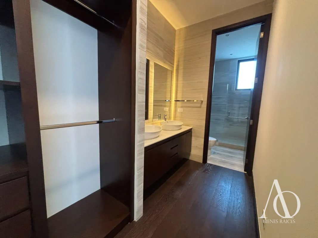 Apartamento en Alquiler / Venta Edificio Echo, zona 14 N7 / EN DIRECTO 02 T2 - 4