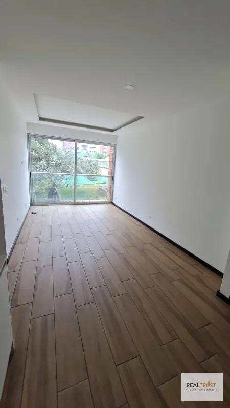 RENTO APARTAMENTO EN ZONA 15 VISTA HERMOSA 1 - 7