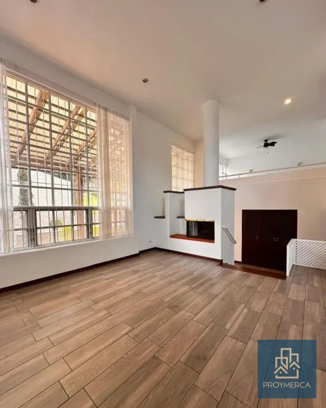 Casa en alquiler, Residencial Elgin II, Zona 13 - 14