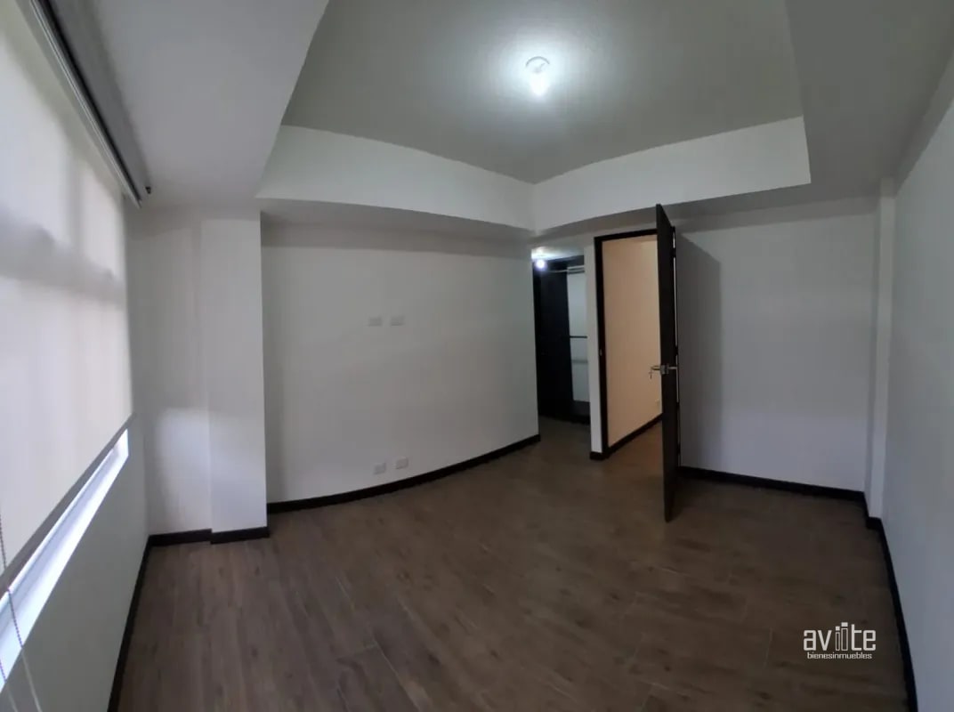 Condado Naranjo, Villa para estrenar Q1,850,000 más impuestos negociable - 4