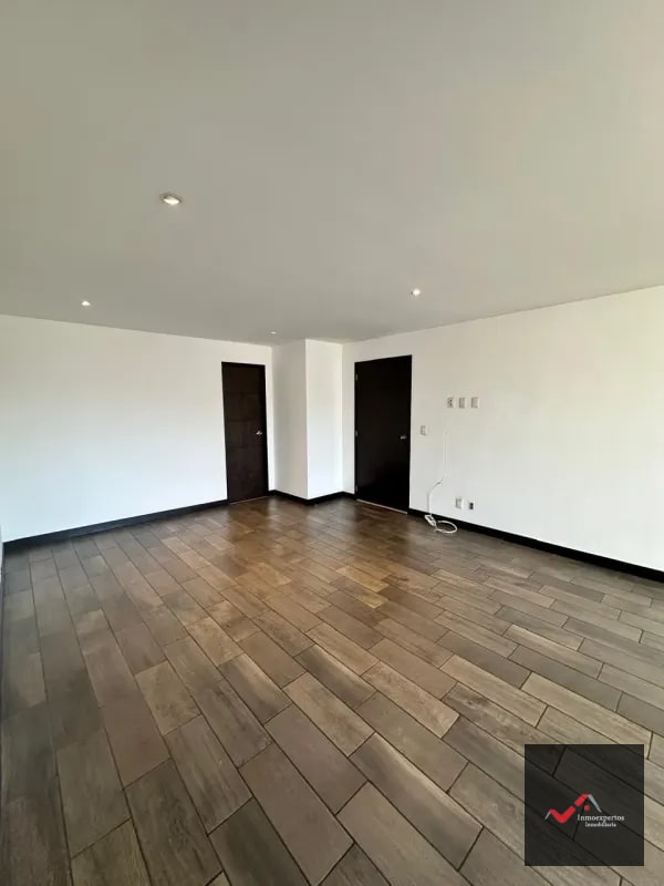 APARTAMENTO EN RENTA EN ZONA 10, EDIFICIO VERONA - 16