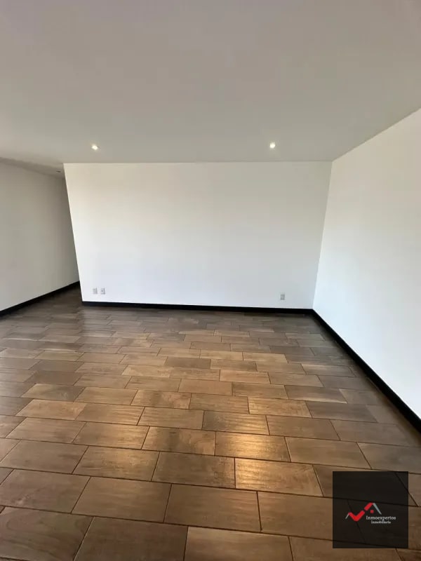 APARTAMENTO EN RENTA EN ZONA 10, EDIFICIO VERONA - 11