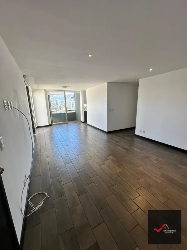 APARTAMENTO EN RENTA EN ZONA 10, EDIFICIO VERONA - 10