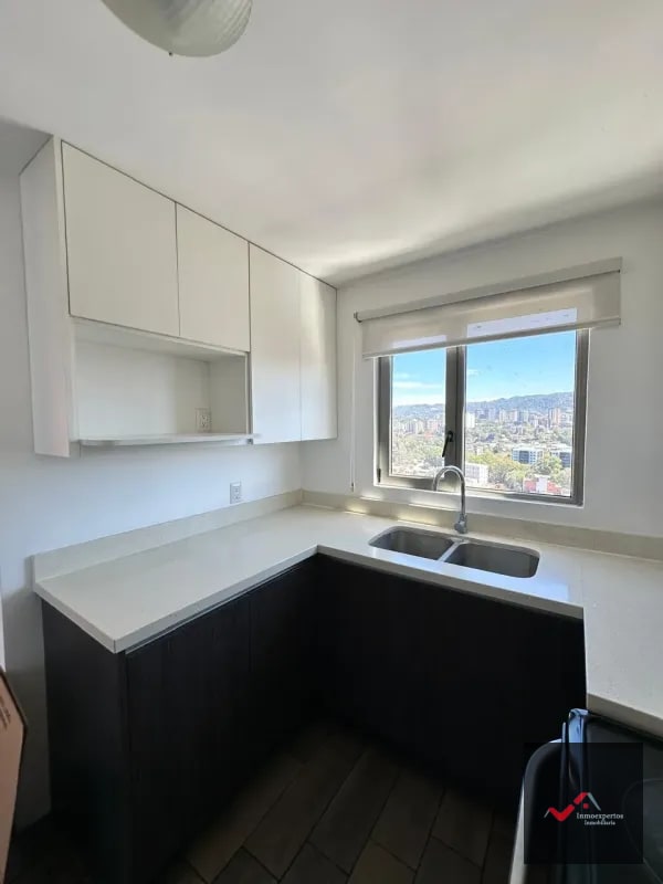 APARTAMENTO EN RENTA EN ZONA 10, EDIFICIO VERONA - 4