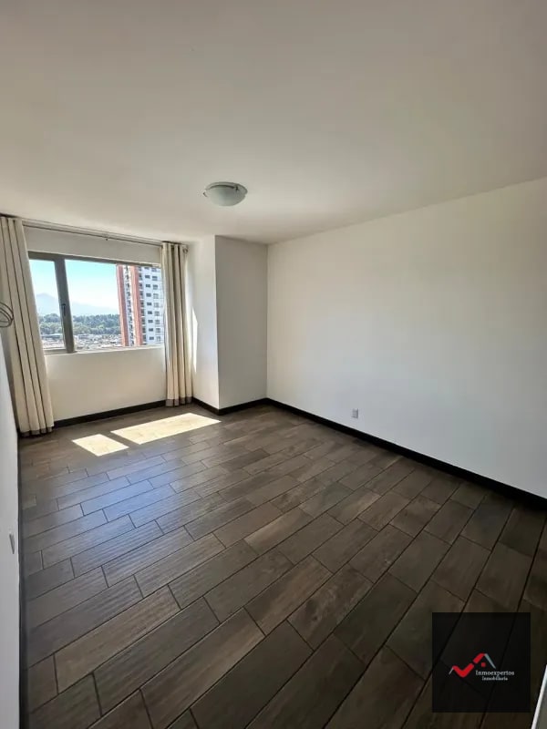 APARTAMENTO EN RENTA EN ZONA 10, EDIFICIO VERONA - 1