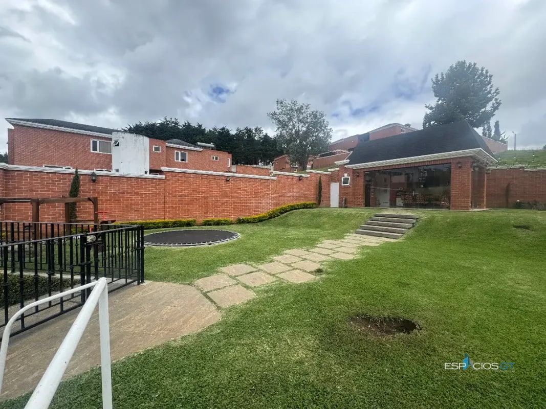 CASA EN VENTA CON DOBLE TERRENO KM. 16.5 CARRETERA A EL SALVADOR BUENAFUENTE - 7