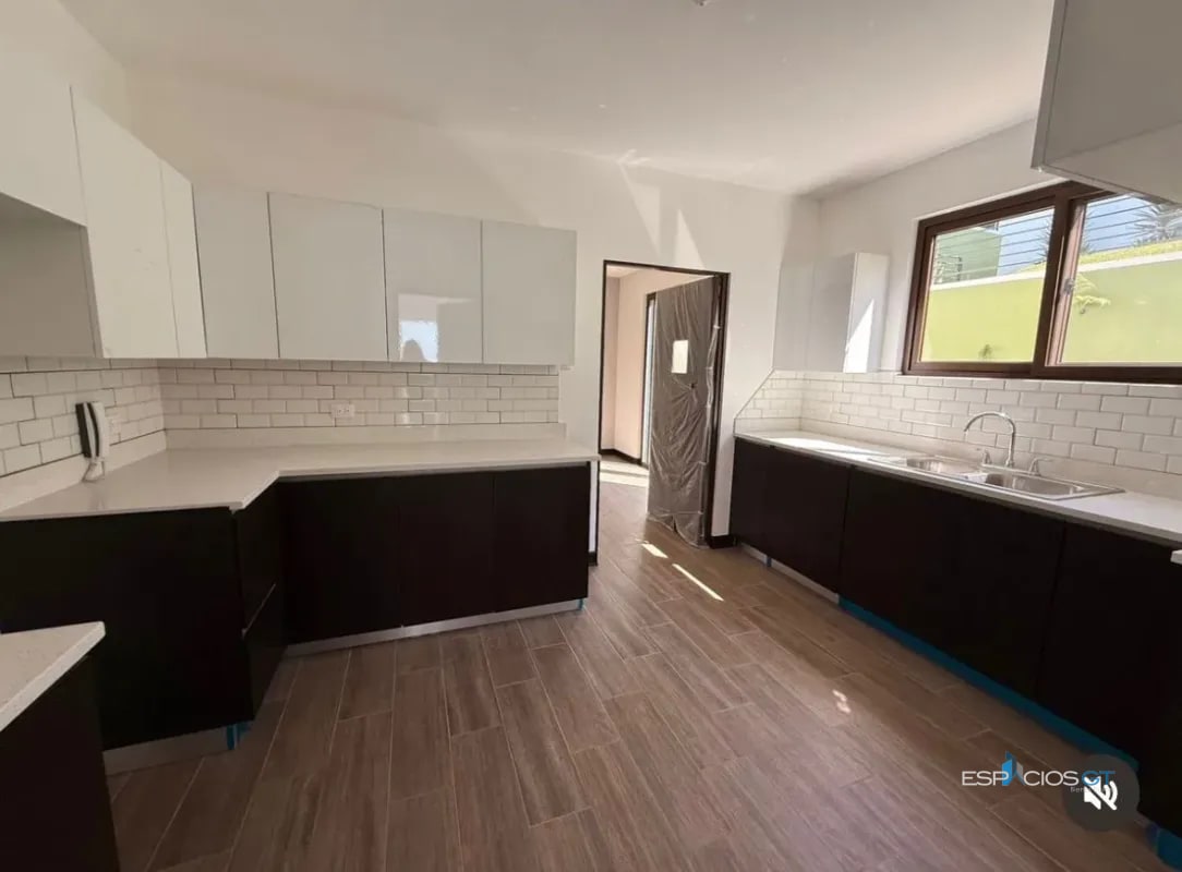 CASA EN RENTA – CAES KM 20.5 ENTRADA A FRAIJANES| CONDOMINIO LA FLORESTA - 1