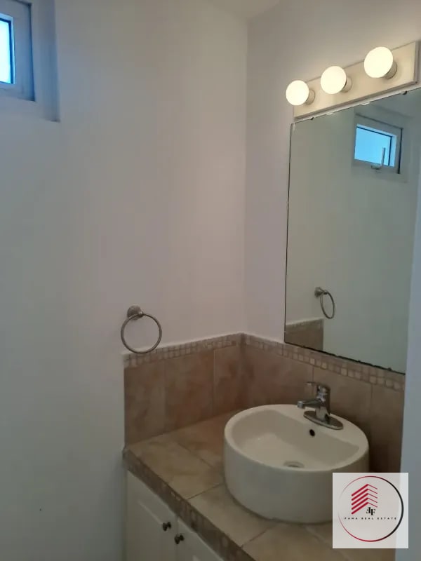 Alquiler de apartamento en zona 15 Vista Hermosa a 2 a dos cuadras de Boulevard Vista Hermosa atras de campero - 11