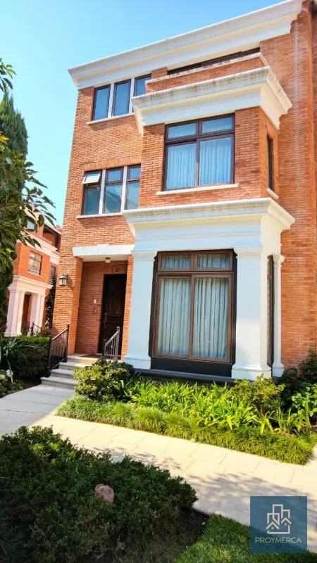 Casa en Venta, Condominio Pasaje Oakland , Zona 10 - 17