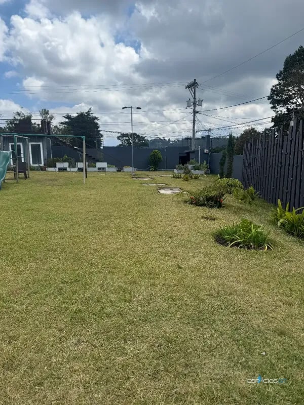 CASA EN VENTA KM. 19 CARRETERA A EL SALVADOR PARAJES VERMONT - 8
