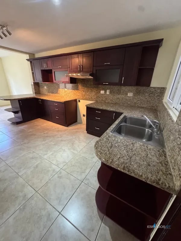 ✨CASA EN VENTA – KM. 21  CARRETERA A FRAIJANES, VILLAS DE ENTREVERDES, CES. - 9