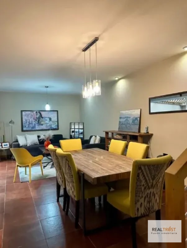 Casa con estilo moderno en venta Condominio Km. 14 - 9