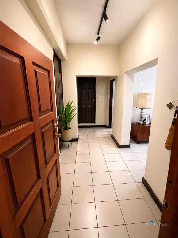 APARTAMENTO EN VENTA ZONA 15- AMPLIO - 5