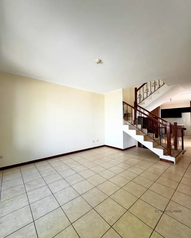CASA EN VENTA EN VILLA NUEVA, HACIENDA DE LAS FLORES - 2
