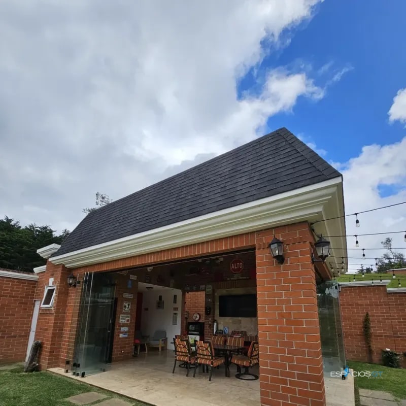 CASA EN VENTA CON DOBLE TERRENO KM. 16.5 CARRETERA A EL SALVADOR BUENAFUENTE - 1