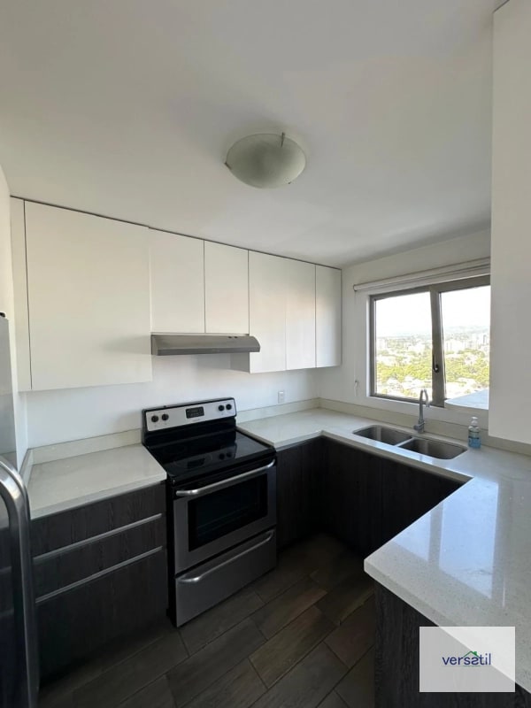 Lindo Apartamento en alquiler zona 10 Penthouse - 9