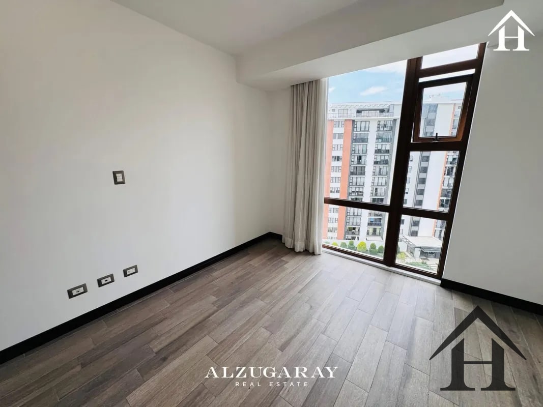 Apartamento con balcón, nivel alto, San Isidro 2021 zona 16 - 8