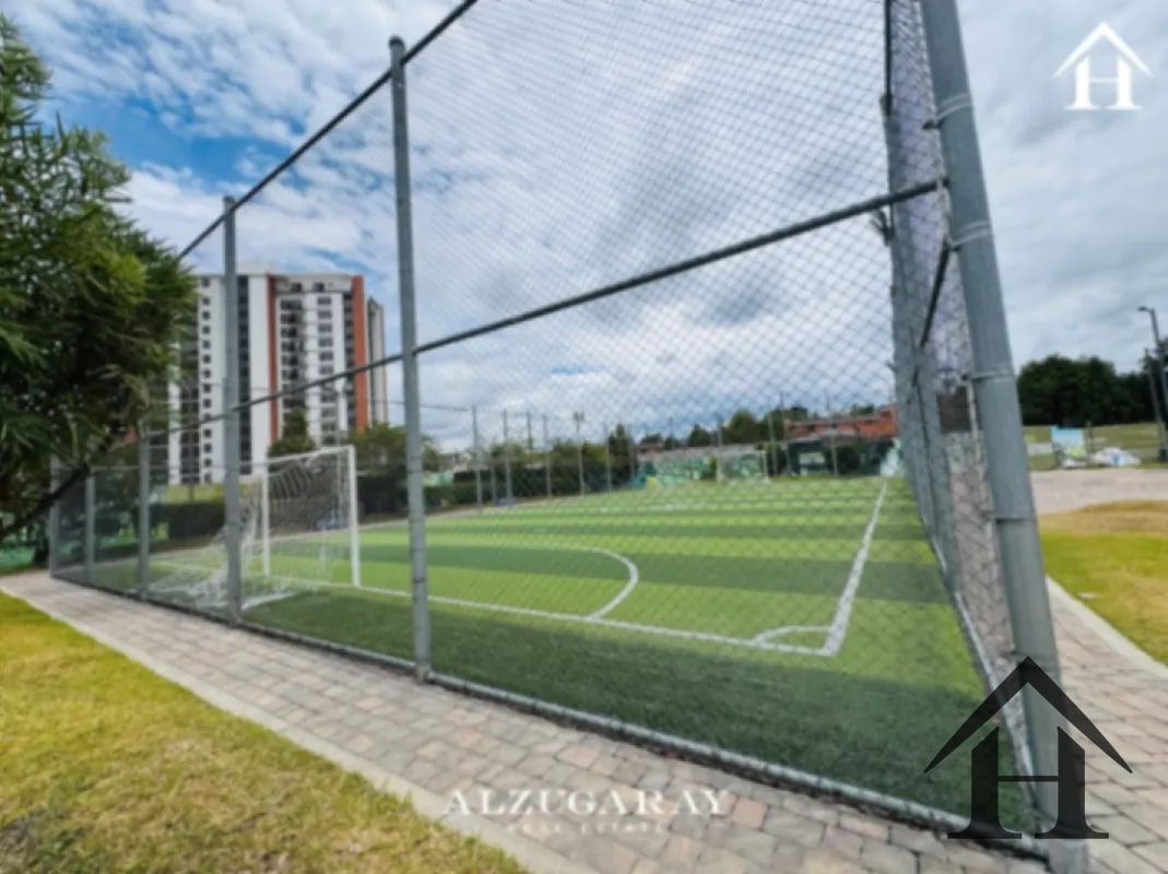 Apartamento con balcón, nivel alto, San Isidro 2021 zona 16 - 2