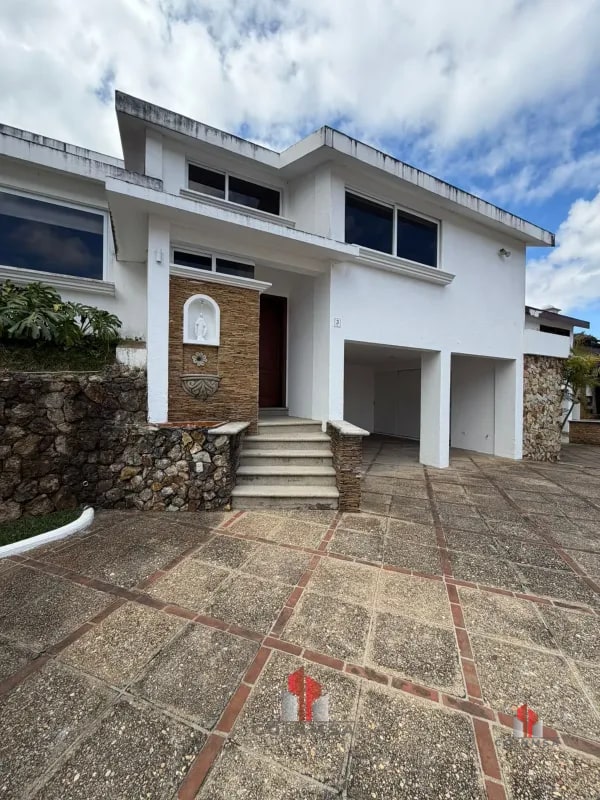 Casa en renta zona 16 – La Montaña - 17