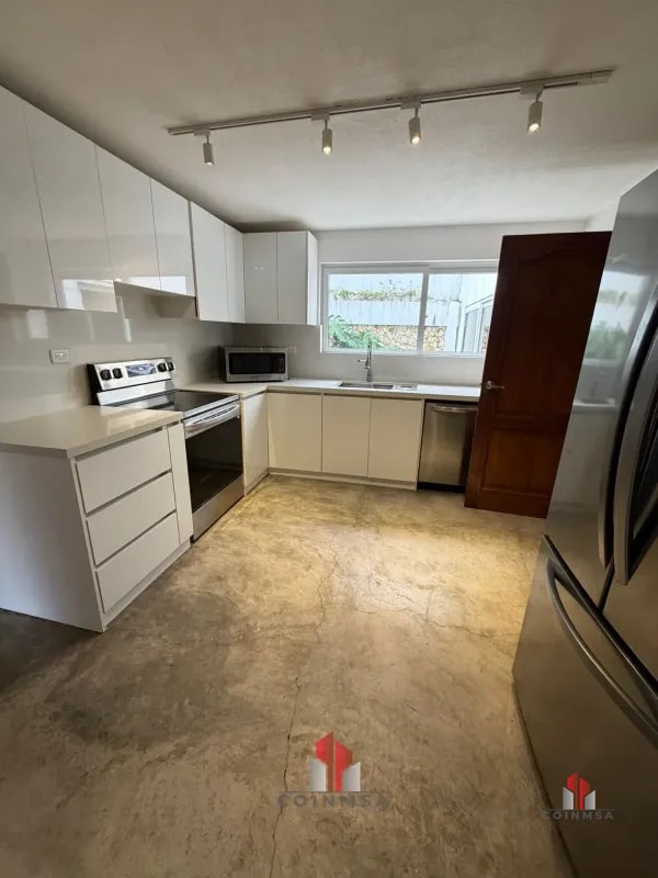 Casa en renta zona 16 – La Montaña - 16