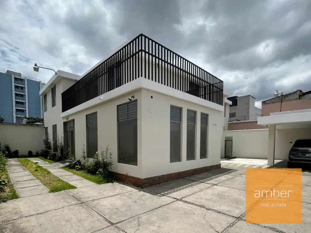 Casa para oficinas en zona 10 - 9