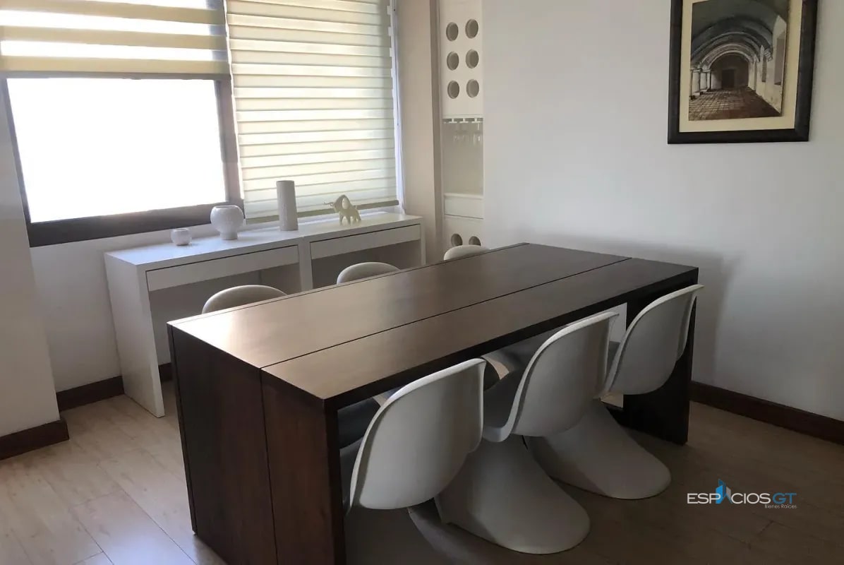 APARTAMENTO EN VENTA EDIFICIO TORRE VEINTI4 ZONA 10, 2/D NIVEL ALTO - 3