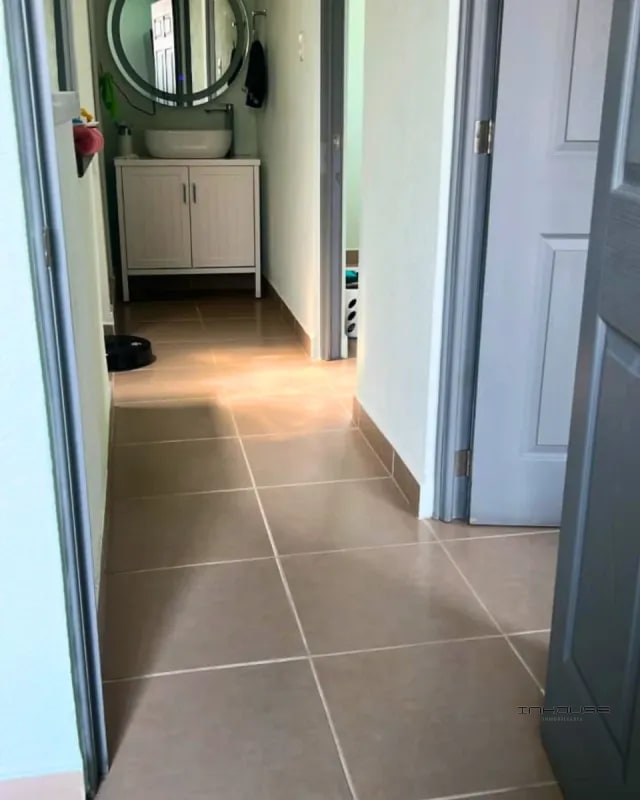 CASA EN VENTA EN VILLA NUEVA, DENTRO DE GARITA. - 3