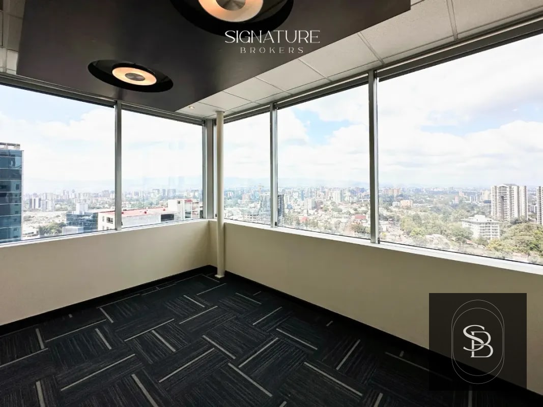 Oficina en renta – Zona Pradera, Torre 3, Blvd. Los Próceres Zona 10 - 10