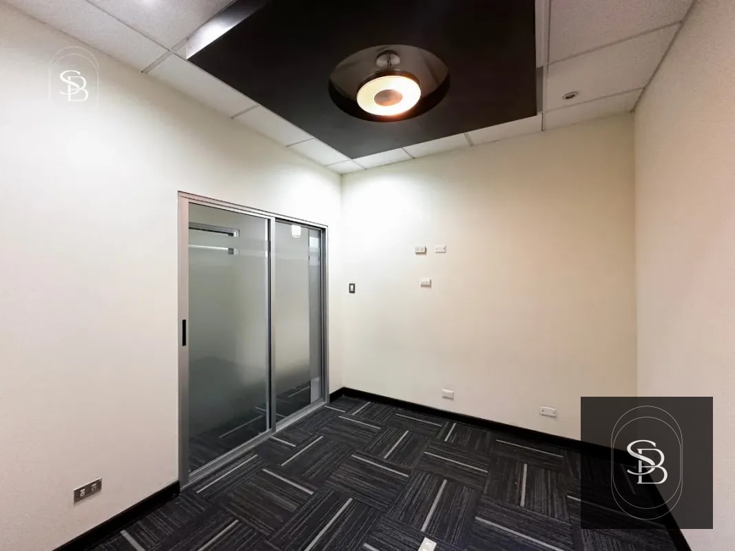 Oficina en renta – Zona Pradera, Torre 3, Blvd. Los Próceres Zona 10 - 5