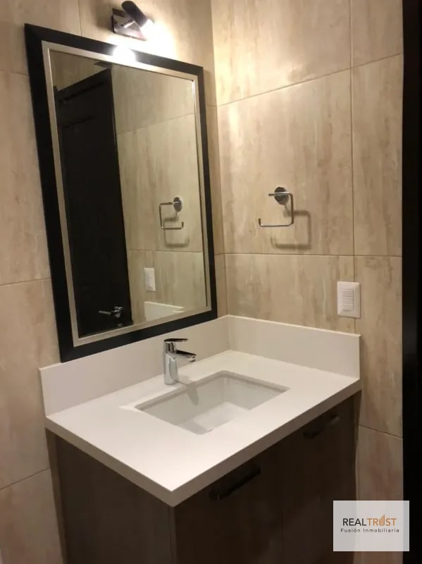 En renta apartamento amueblado en el Edificio Santa Ines: - 10