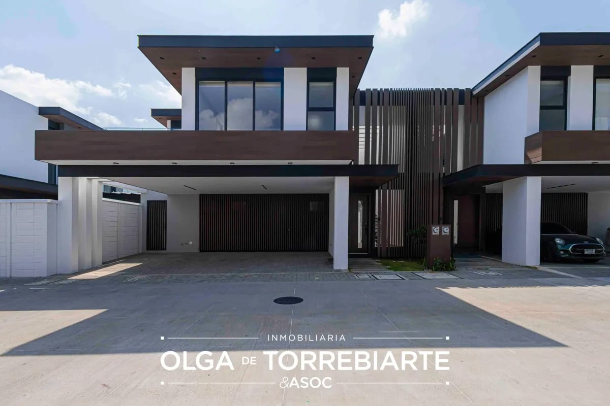 Casa para estrenar Condominio Molié, Zona 10 — Casa en Alquiler en Zona 10, Guatemala, Ciudad — foto 1 de 17