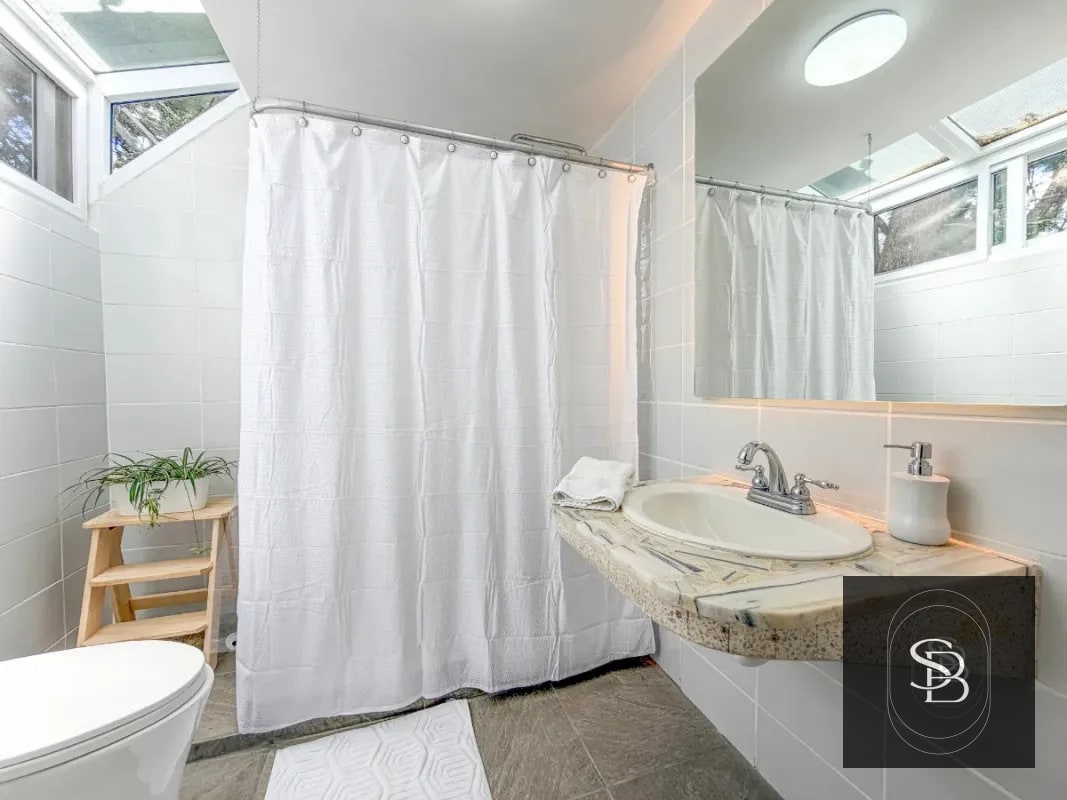 Casa en Venta  - Residenciales Los Altos, KM 13.5 CES - 3
