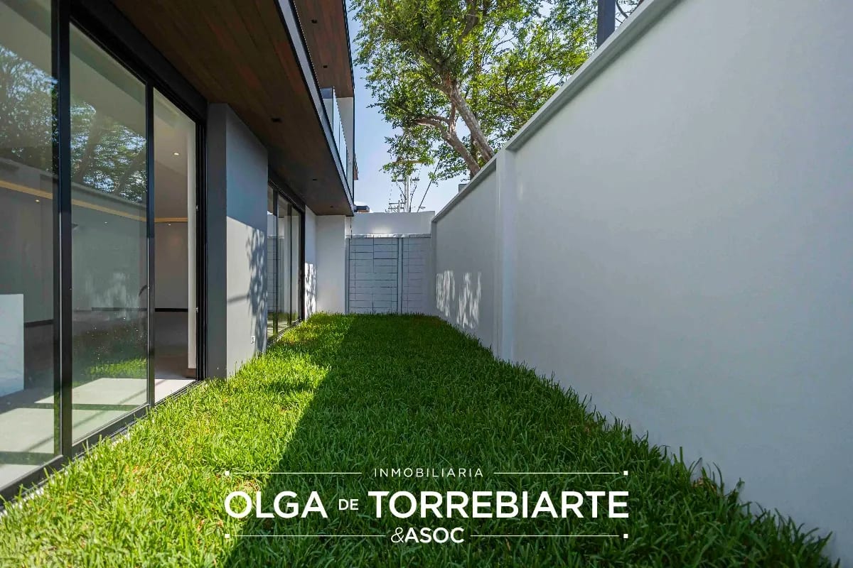 Casa para estrenar Condominio Molié, Zona 10 — Casa en Alquiler en Zona 10, Guatemala, Ciudad — foto 12 de 17