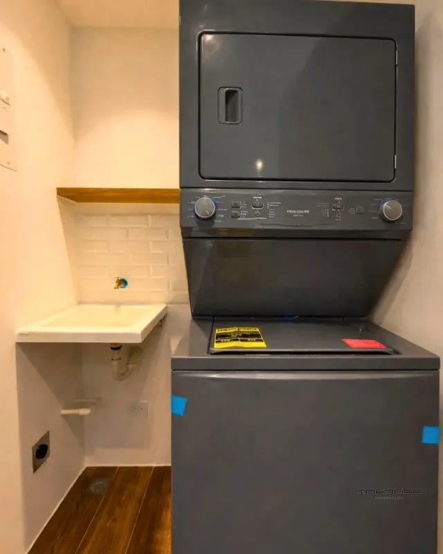 APARTAMENTO EN RENTA ZONA 10, ATHARA PARA ESTRENAR - 2