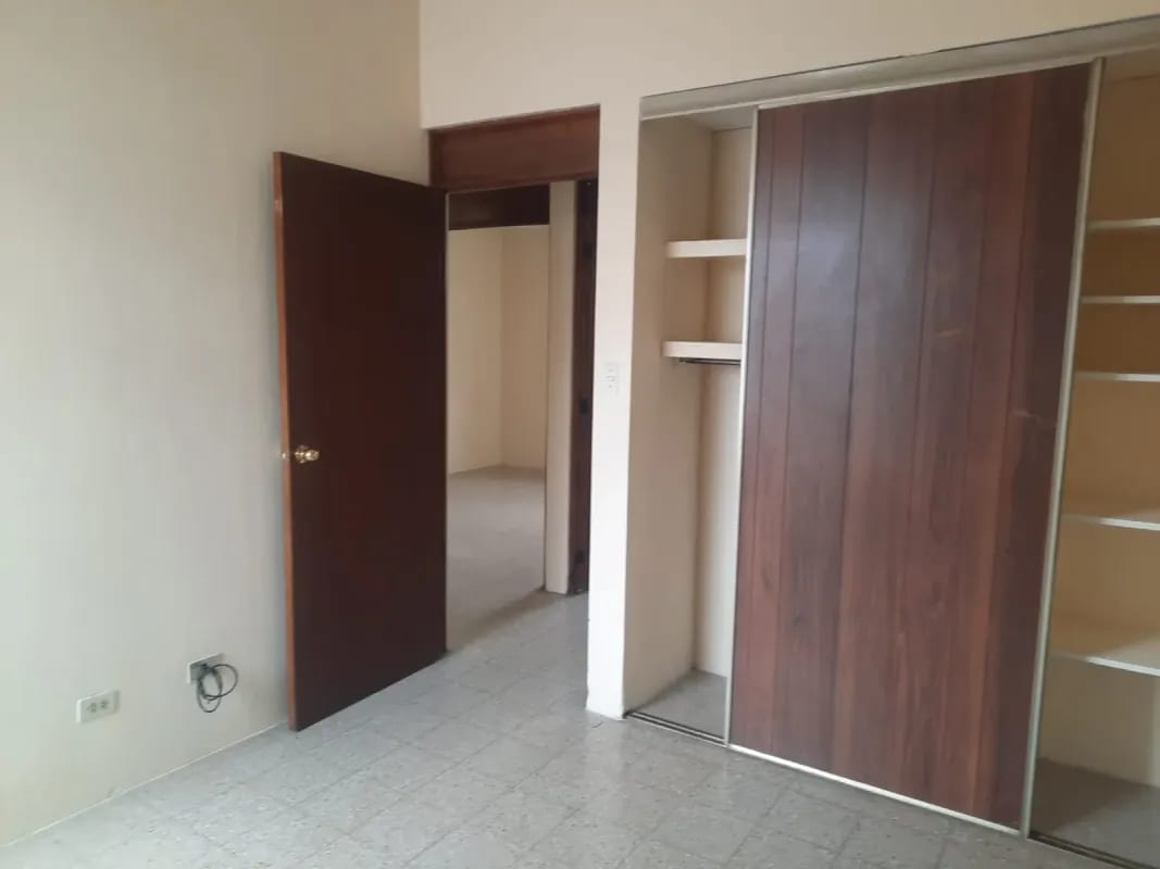 Casa en Mariscal Zona 11 — Casa en Alquiler en Zona 11, Guatemala, Ciudad — foto 4 de 6
