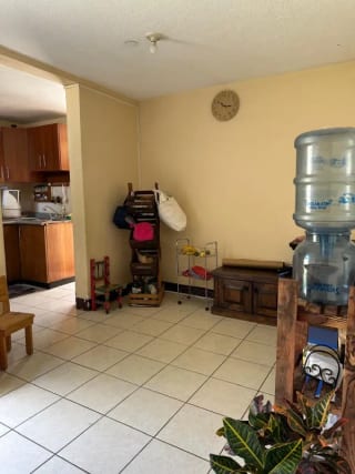 Venta de casa en Zona 11 Las Charcas dentro de garita — Casa en Venta en Las Charcas, Zona 11, Guatemala, Ciudad — miniatura 7 de 11