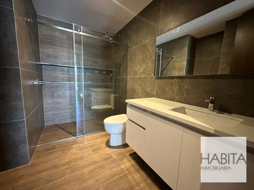 Apartamento en Alquiler, Edificio Gaura zona 15 - 5