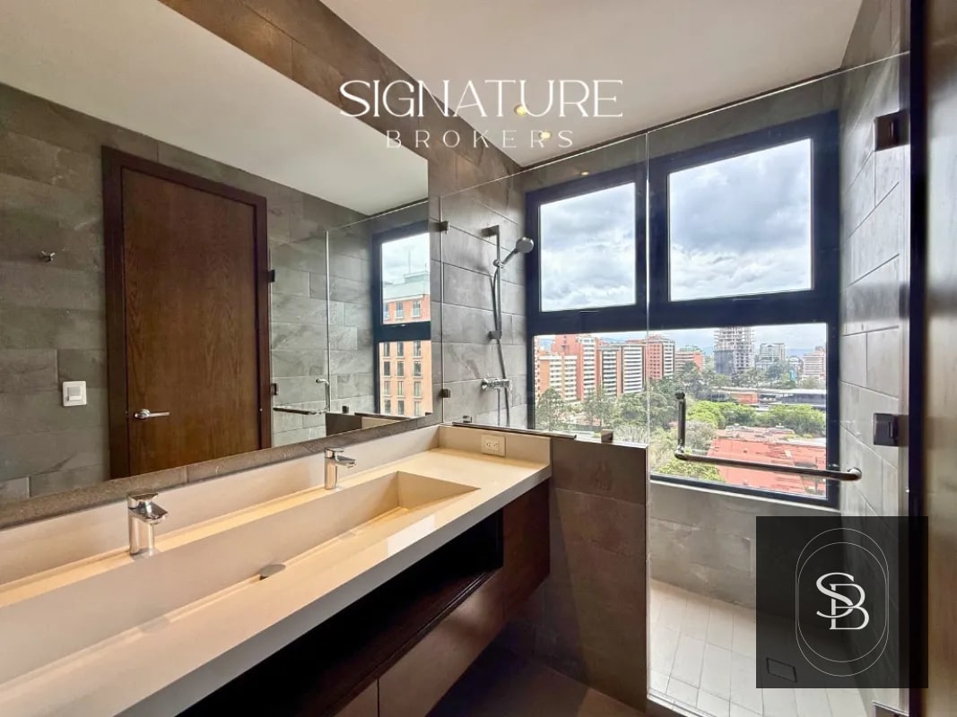 Apartamento en Venta - Santa Sofia 7A, Zona 10 - 5
