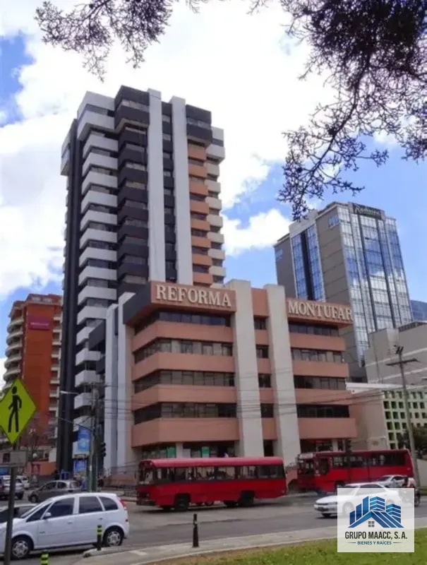 VENDO OFICINA EDIFICIO REFORMA MONTUFAR - 10