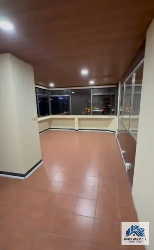 VENDO OFICINA EDIFICIO REFORMA MONTUFAR - 5