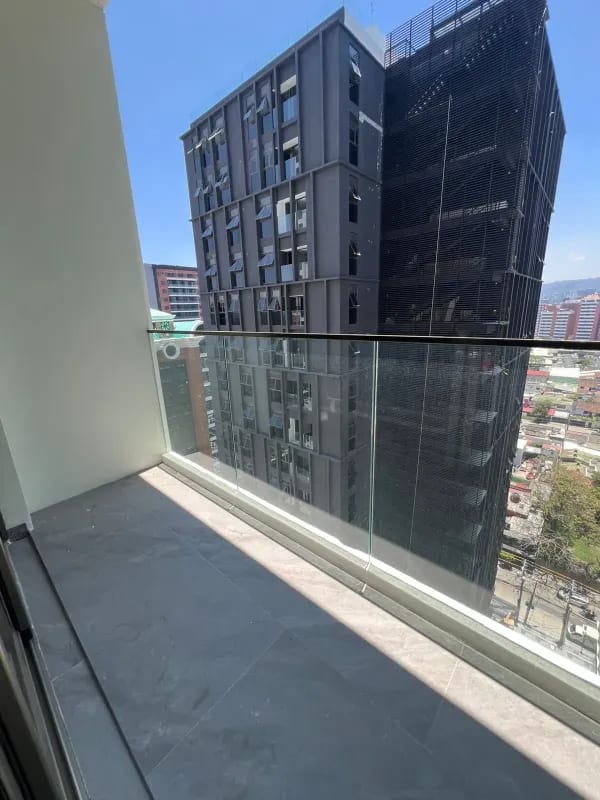 ATARAH /APARTAMENTO EN RENTA DE 2 HABITACIONES Y 1 PARQUEO — Apartamento en Alquiler en Atarah, Zona 10, Guatemala, Ciudad — foto 15 de 17