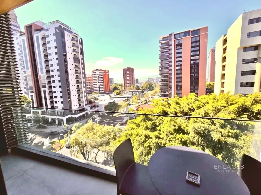 Zona 14 • Apartamento en Renta • Reserva 5ta Avenida - 1