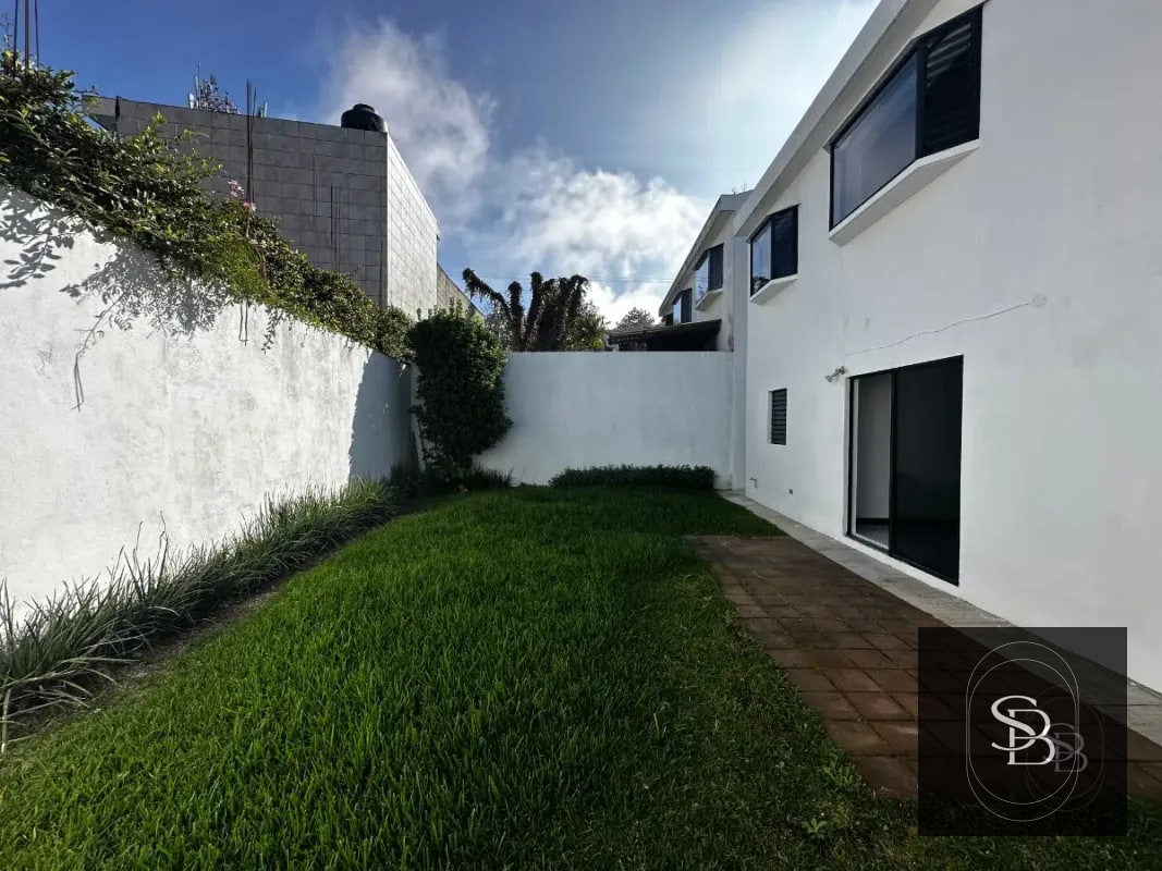 Casa en Venta – La Ensenada, Muxbal (Km 10.5 CAES) - 1